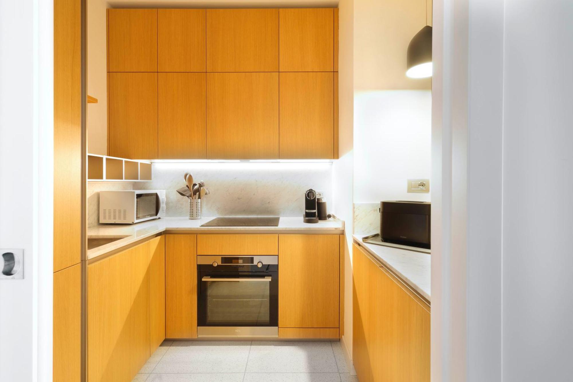 Luxury Apartment Con Terrazza, Palestra, Cowork & Box Privato Милан Экстерьер фото